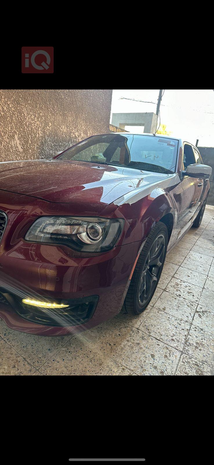 كرايسلر 300